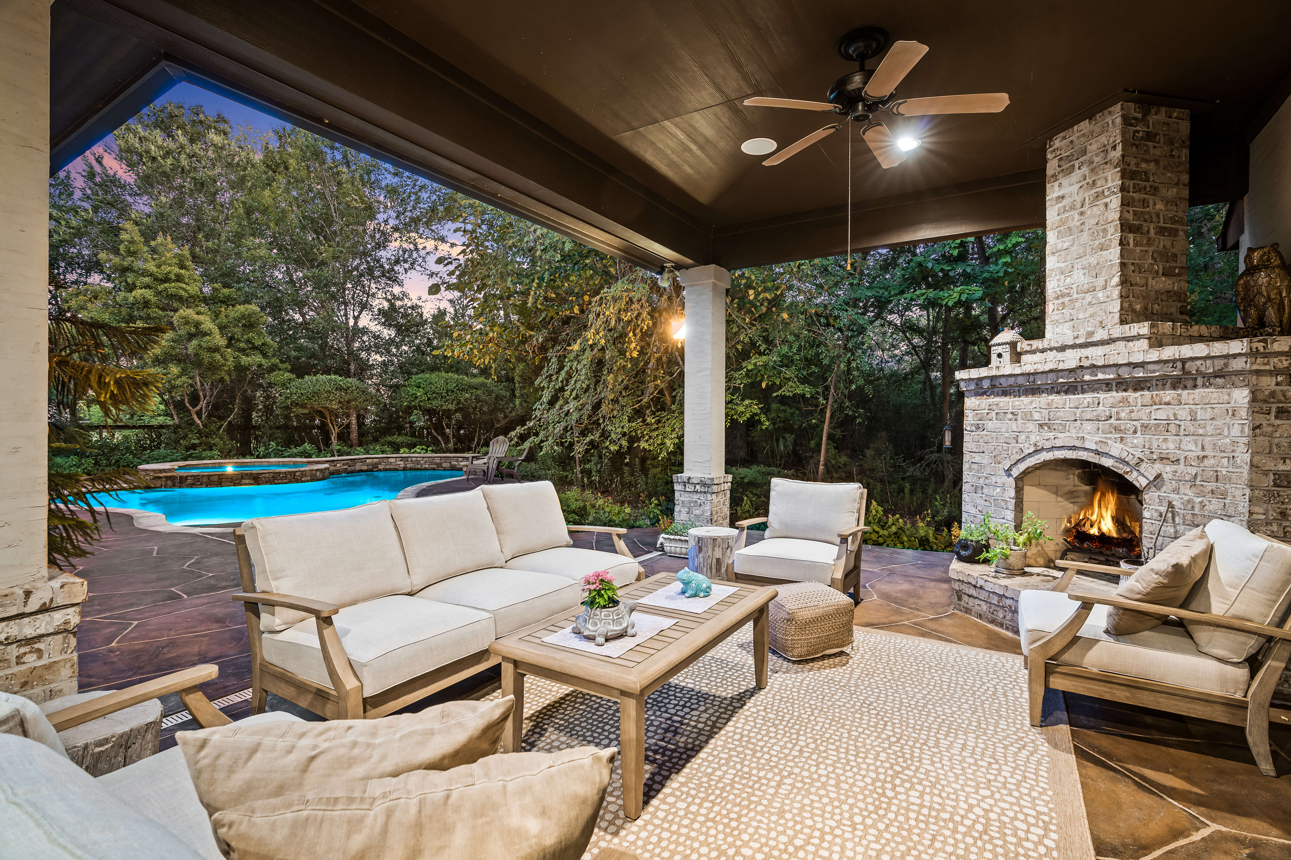 Cozy Outdoor Living Room Allied